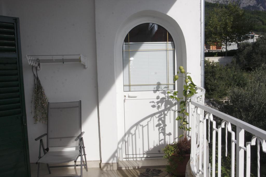Apartments Delfin Tučepi Habitación foto